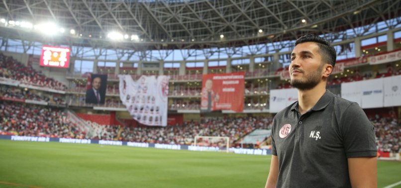 Nuri Şahin rekorlarla dolu sezonla Antalyaspor tarihine geçti