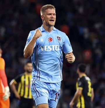 Son dakika transfer haberleri... Kopenhag, Trabzonspor ile Cornelius transferi için anlaşmaya varıldığını açıkladı. Danimarka ekibi, bu transfer için Trabzonspor
